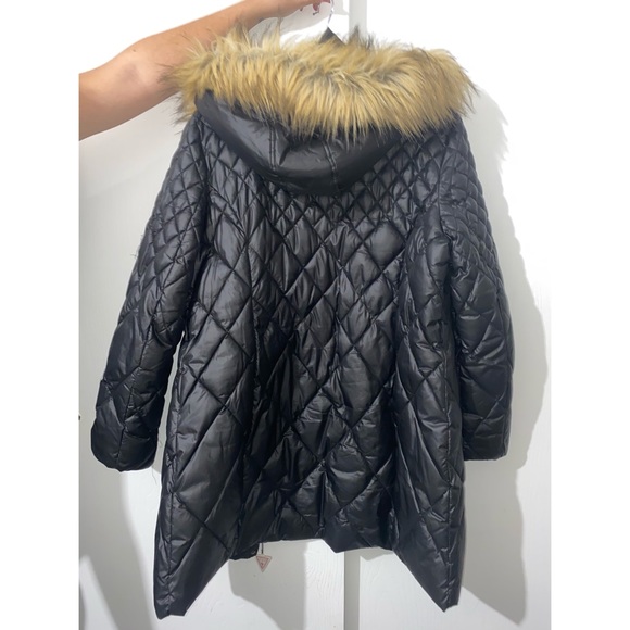 Guess coat - Picture 2 of 2